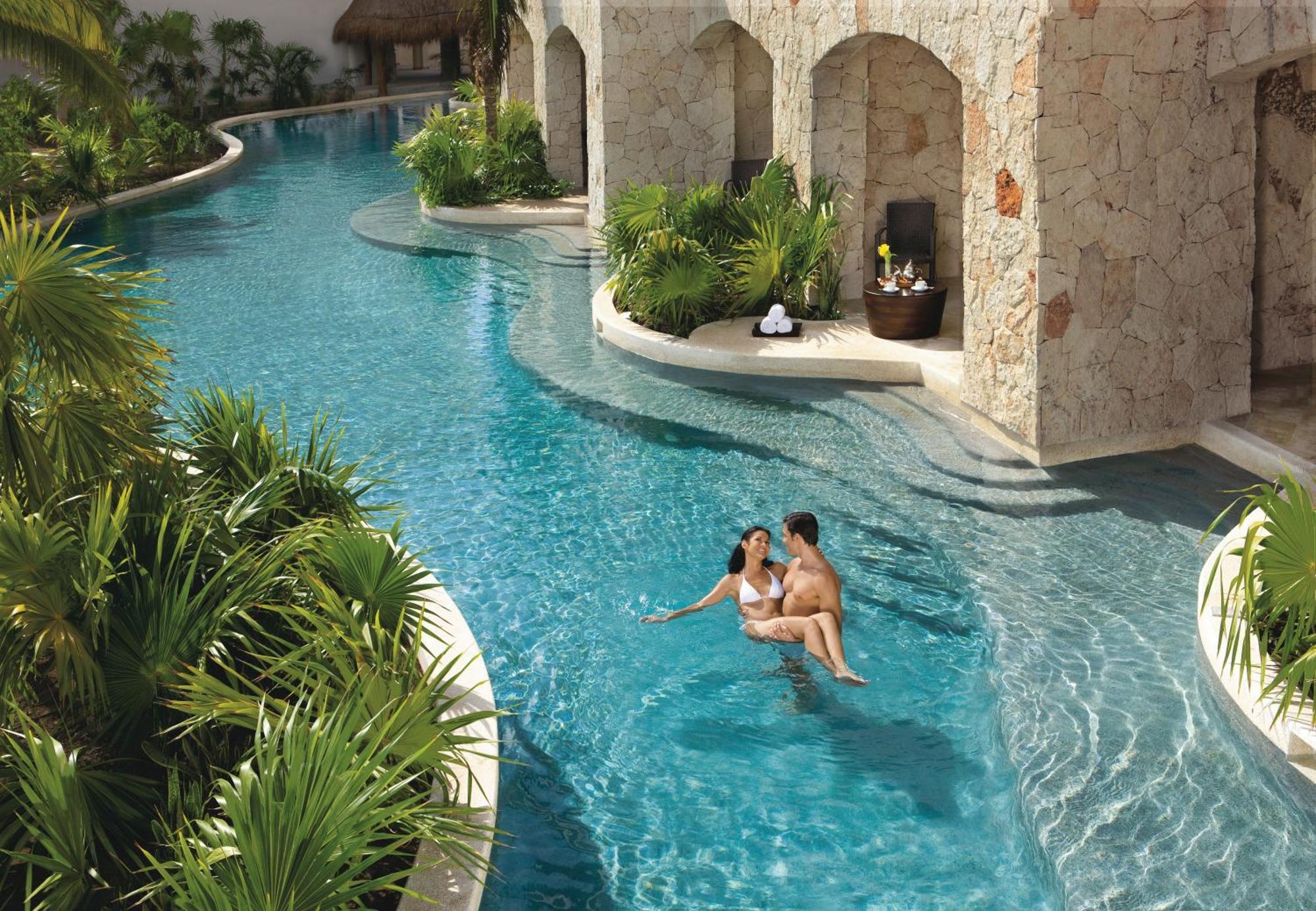 Junior Suite Swimout Tropical View King