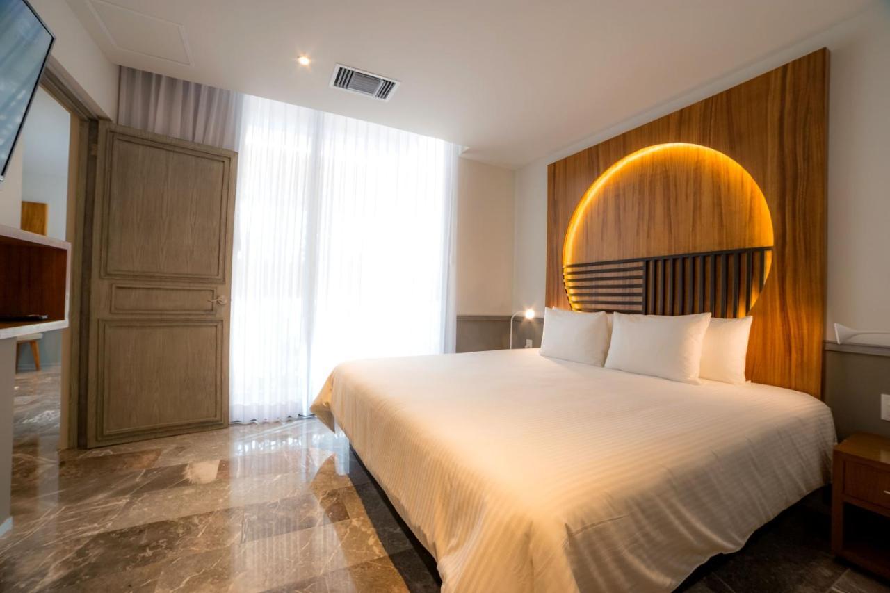One-Bedroom Suite