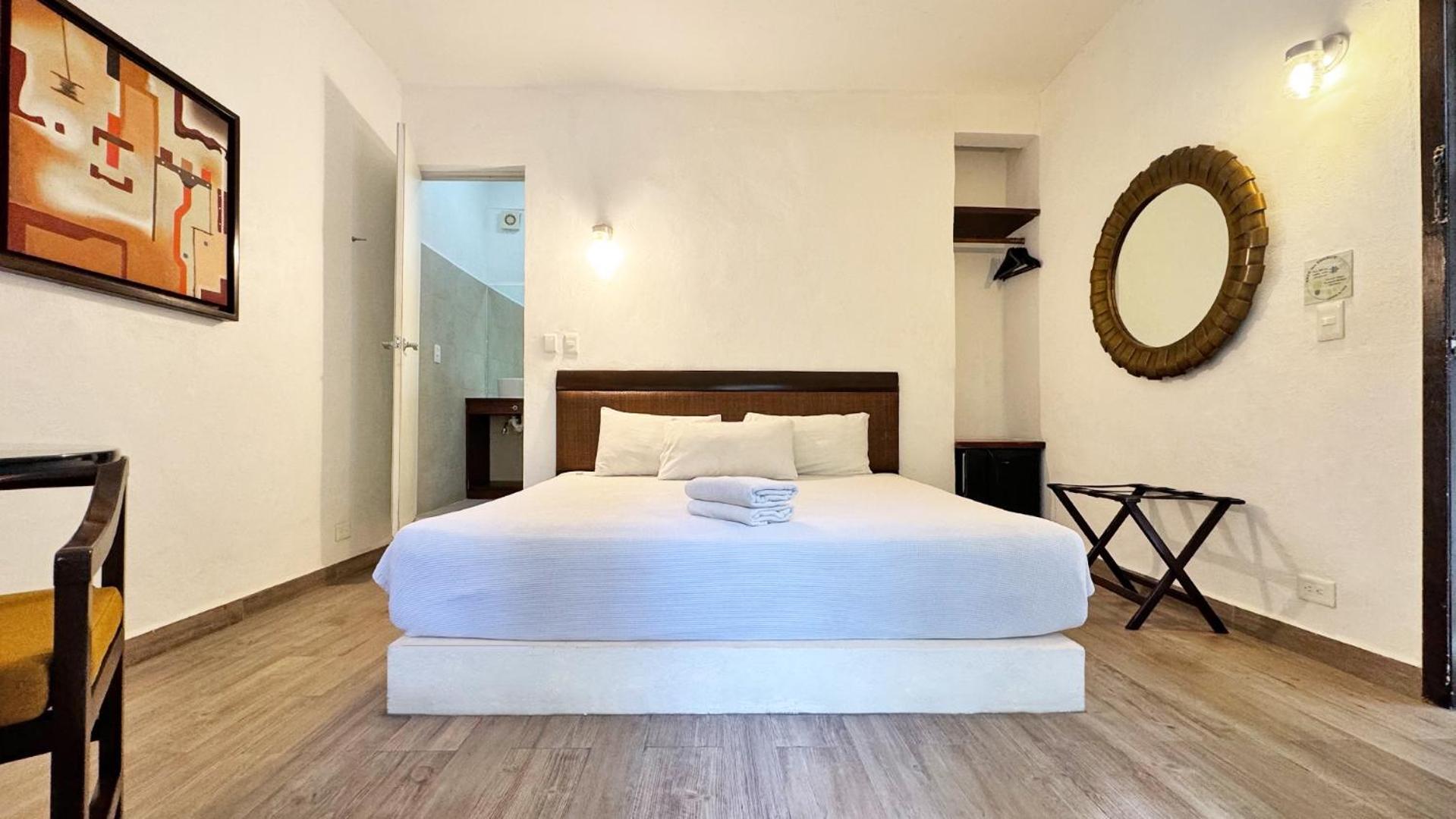 Superior King Room