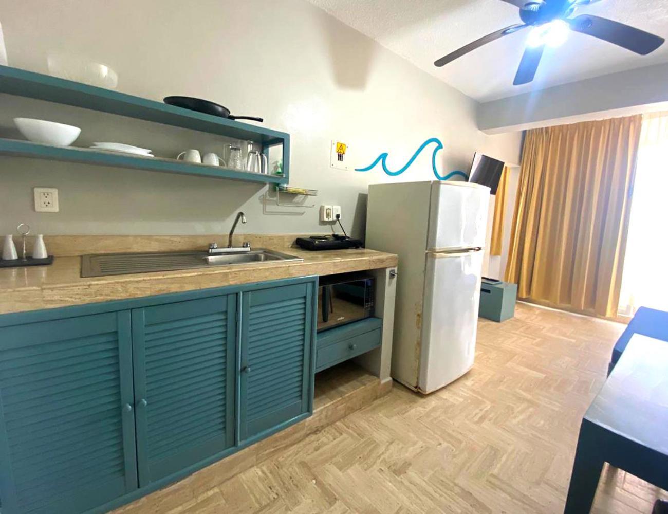 Studio Apartment