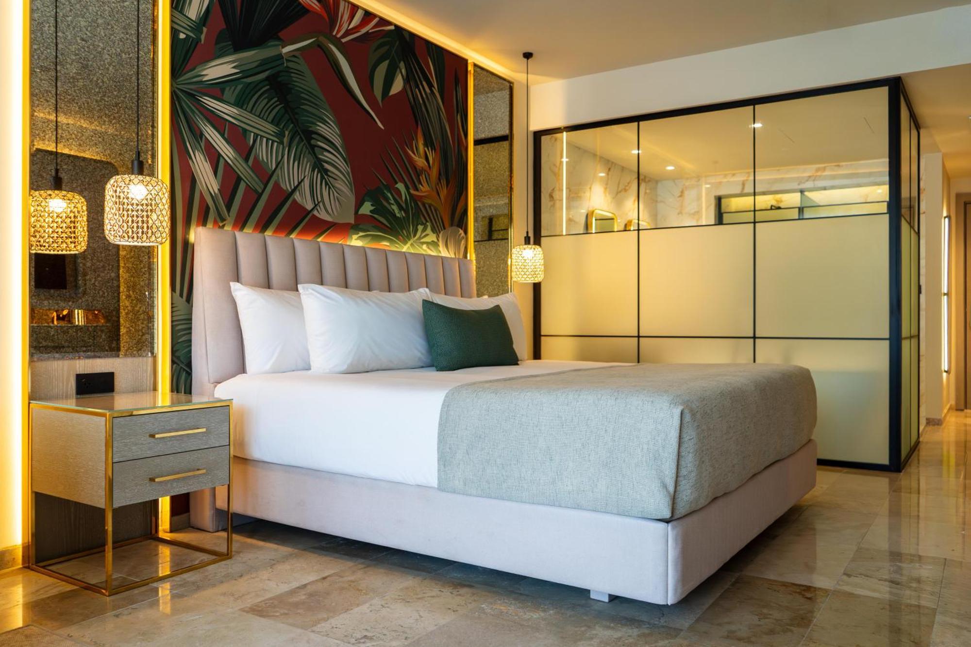 Deluxe Junior Suite