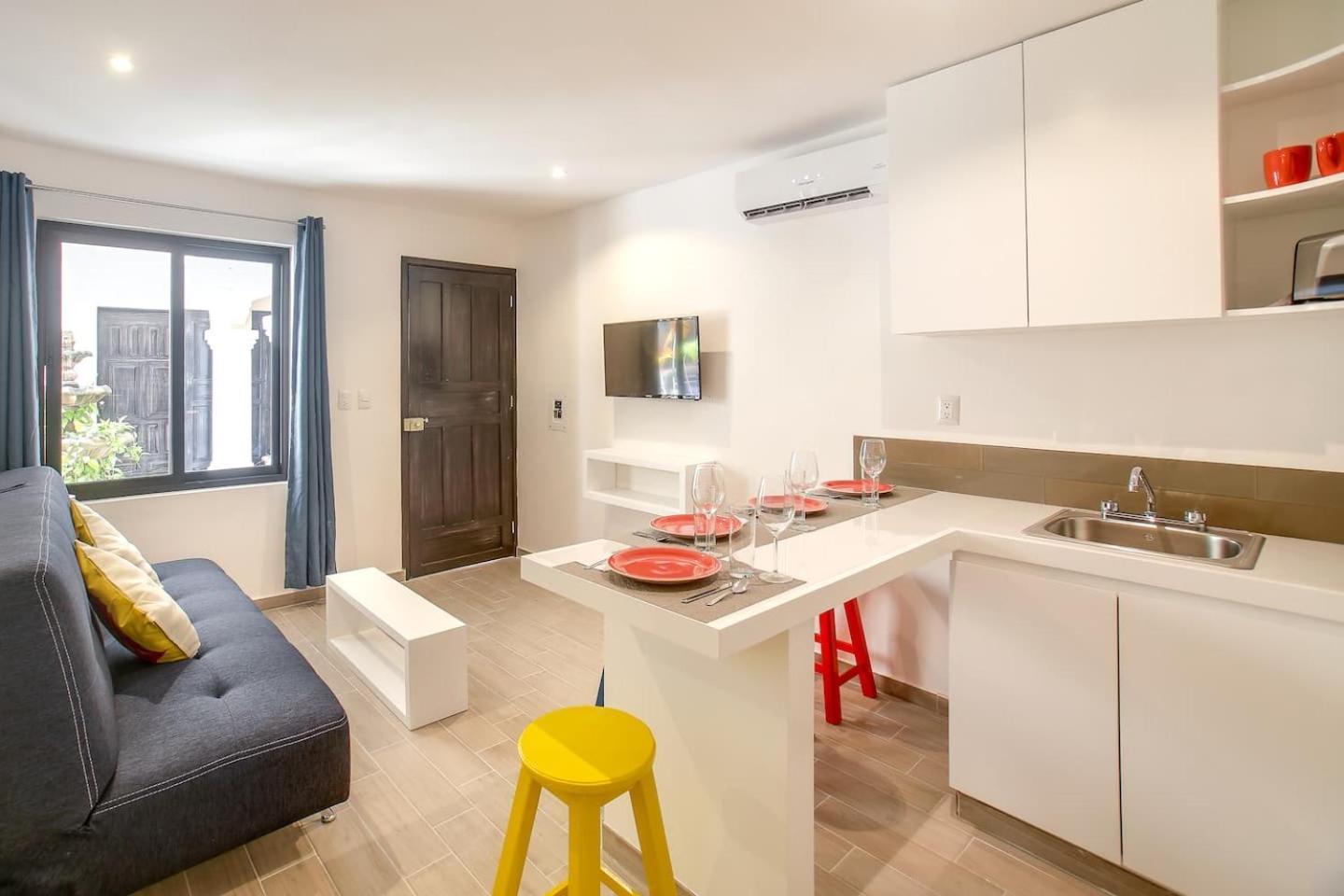 One-Bedroom Apartment Garden View