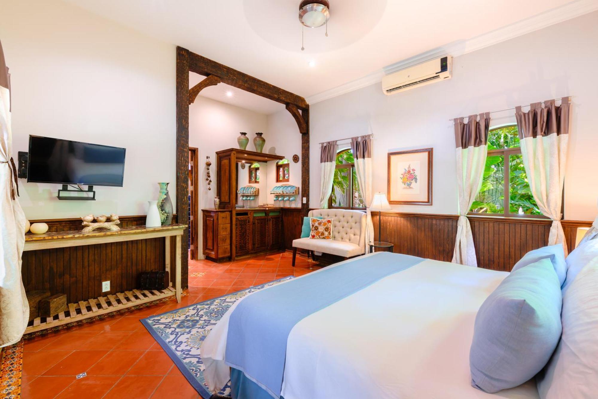 King Room Garden View