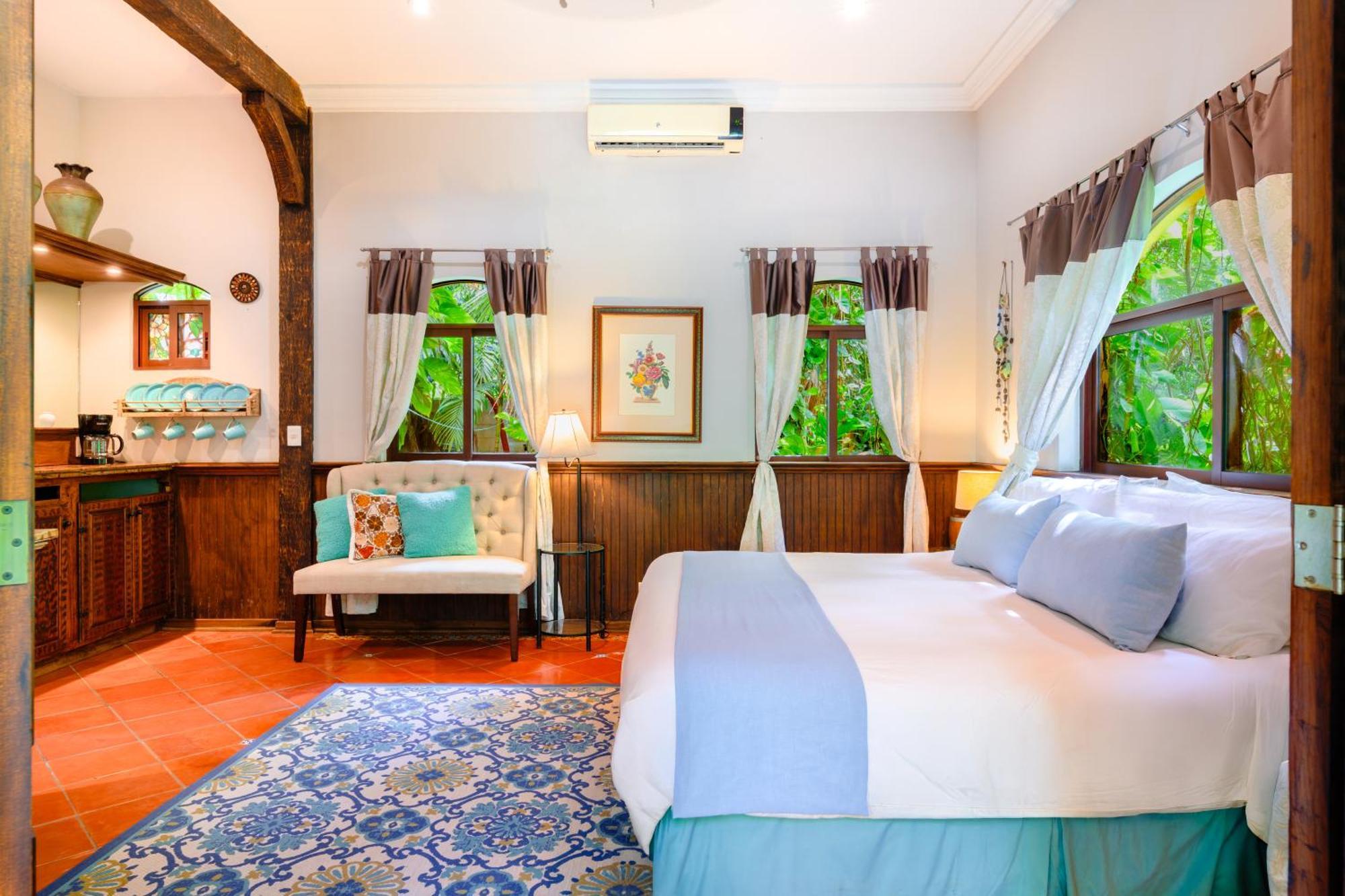 King Room Garden View