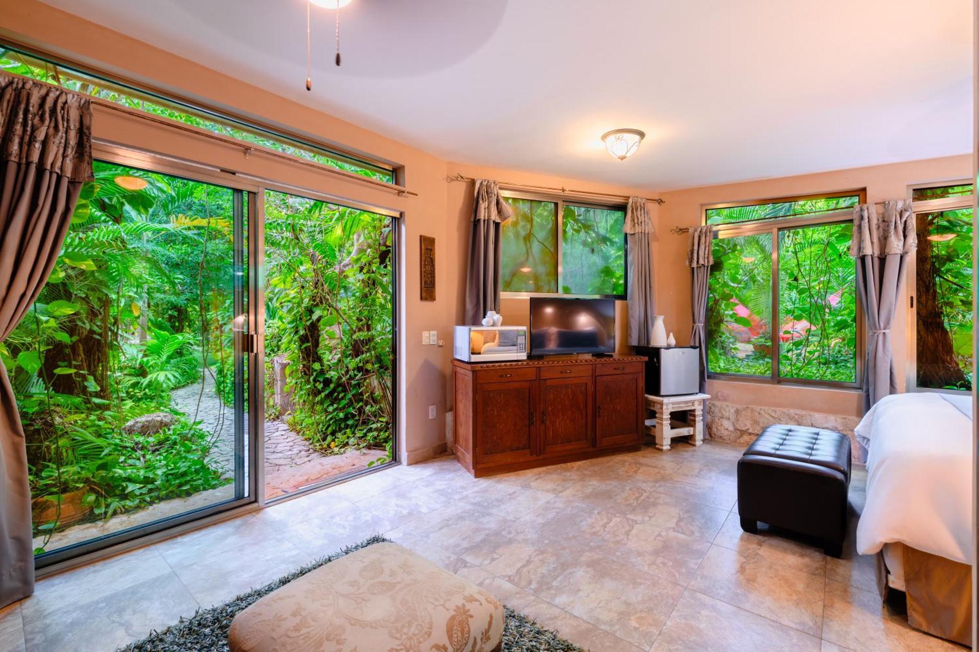 King Room Garden View