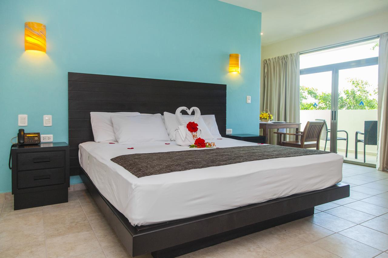 Deluxe King Room Balcony