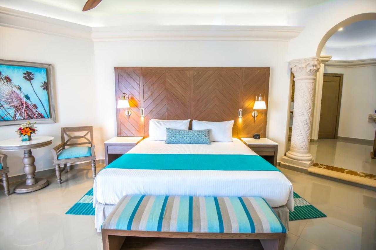 Junior Suite 1 King Bed, Oceanview