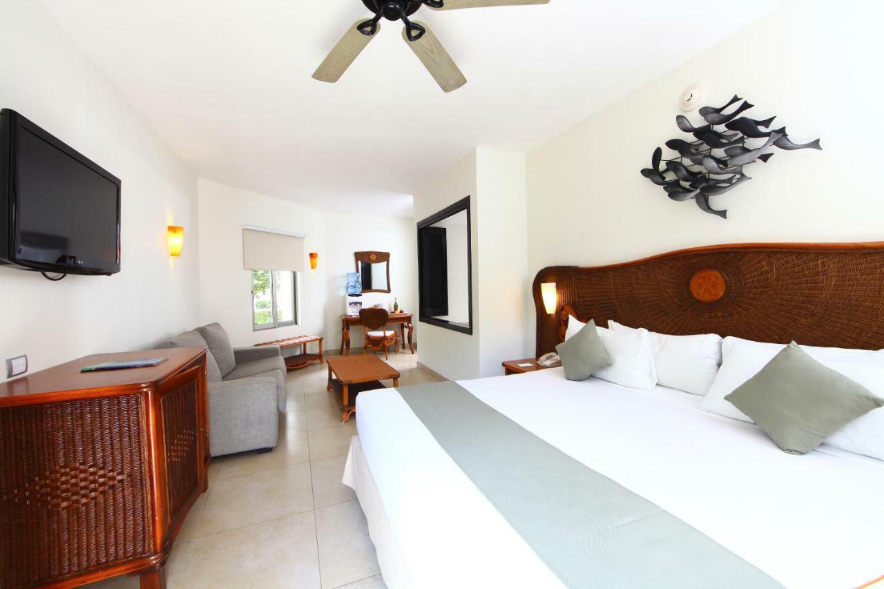 Select Club Deluxe Adults Only