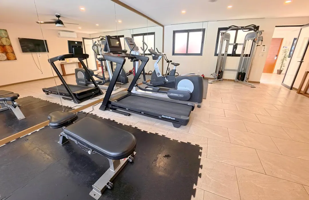 Grand Fifty Suites-1