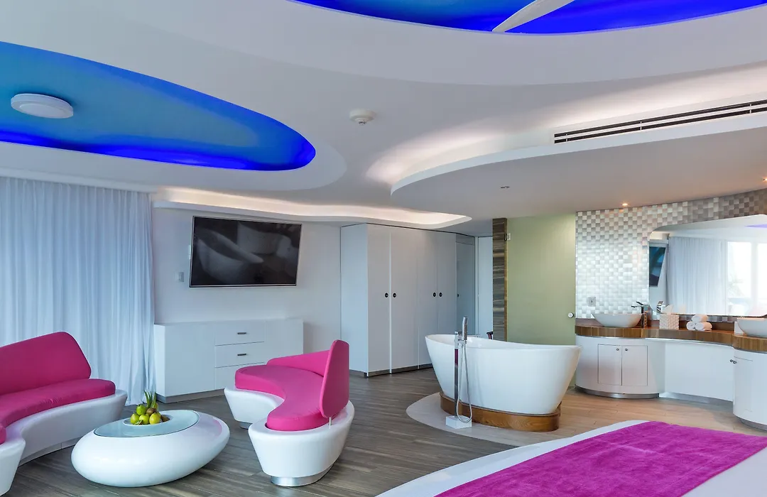 We Uniq Hotel El Carmen Adults Only-1