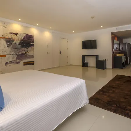 In Fashion Hotel & Spa (Adults Only)-3