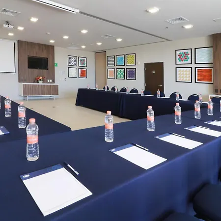 Holiday Inn Express & Suites - Playa Del Carmen By Ihg-3